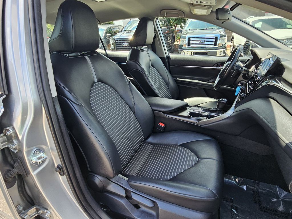 2022 Toyota Camry Image 23