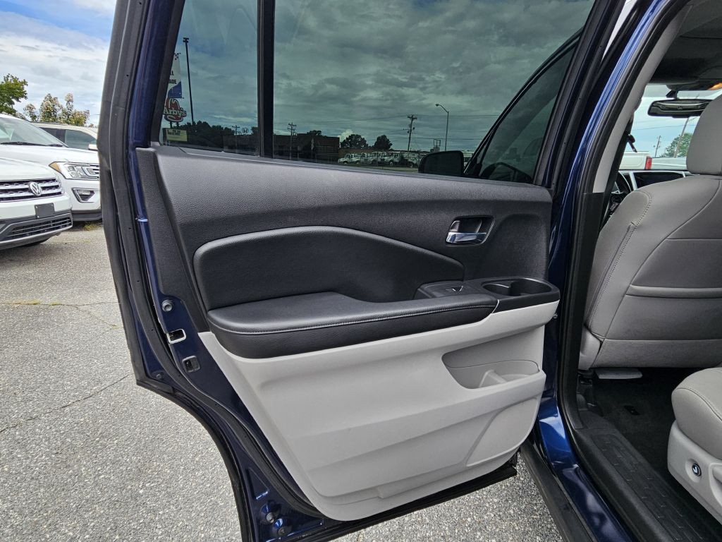 2018 Honda Pilot Image 18