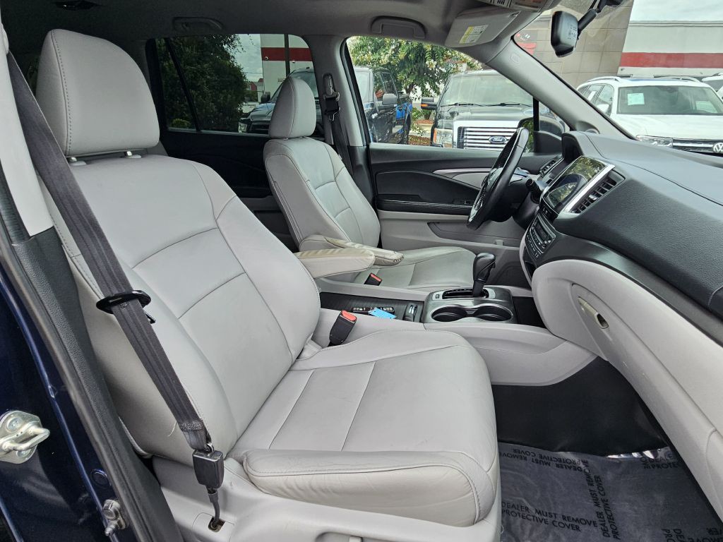 2018 Honda Pilot Image 25