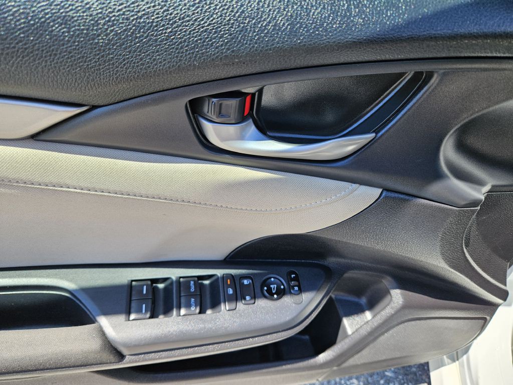 2019 Honda Civic Image 11