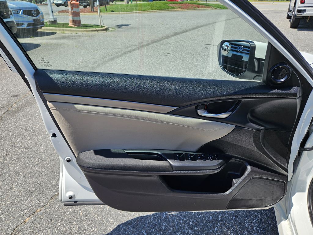2019 Honda Civic Image 12