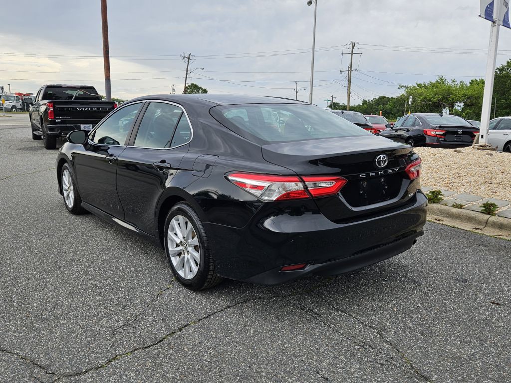 2018 Toyota Camry Image 3