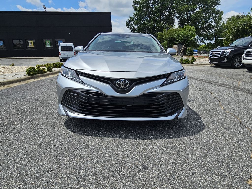 2018 Toyota Camry Image 8