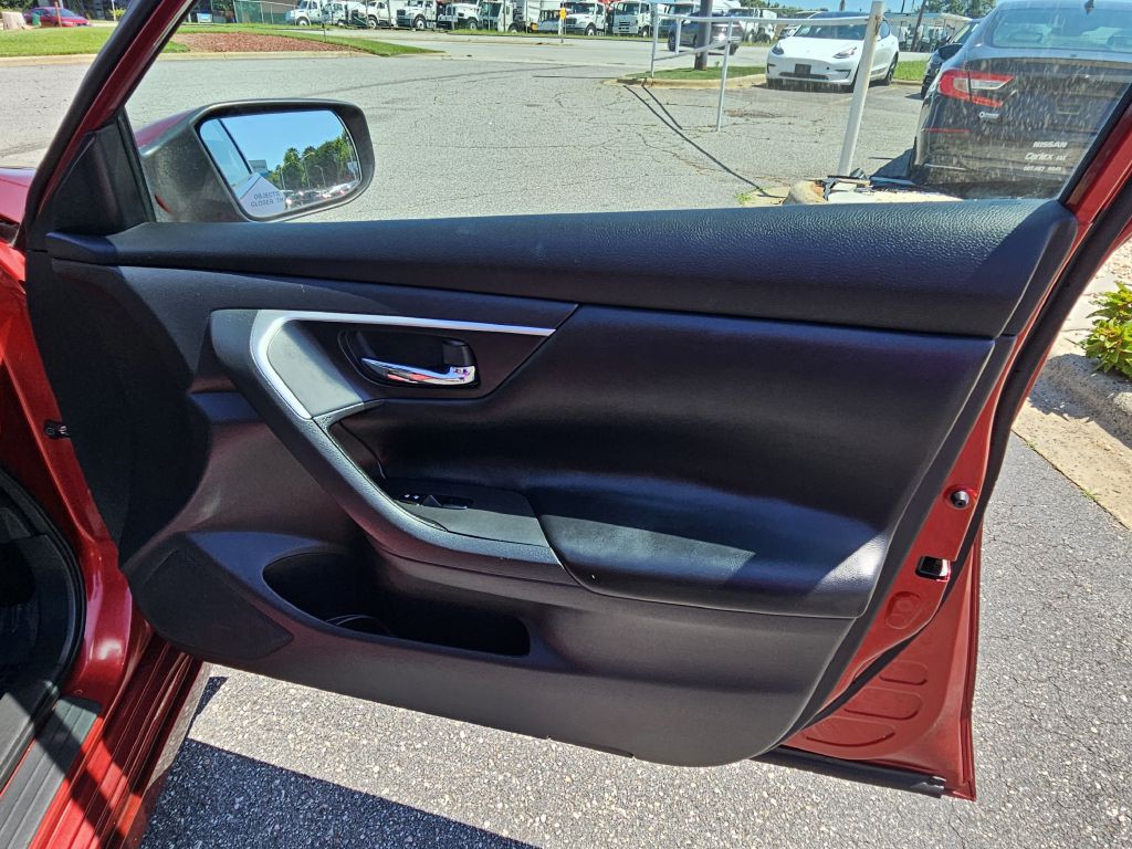 2018 Nissan Altima Image 22