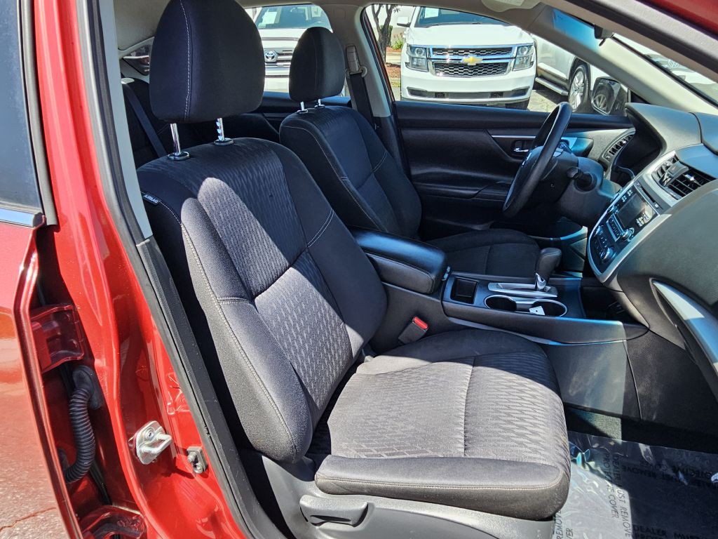 2018 Nissan Altima Image 23