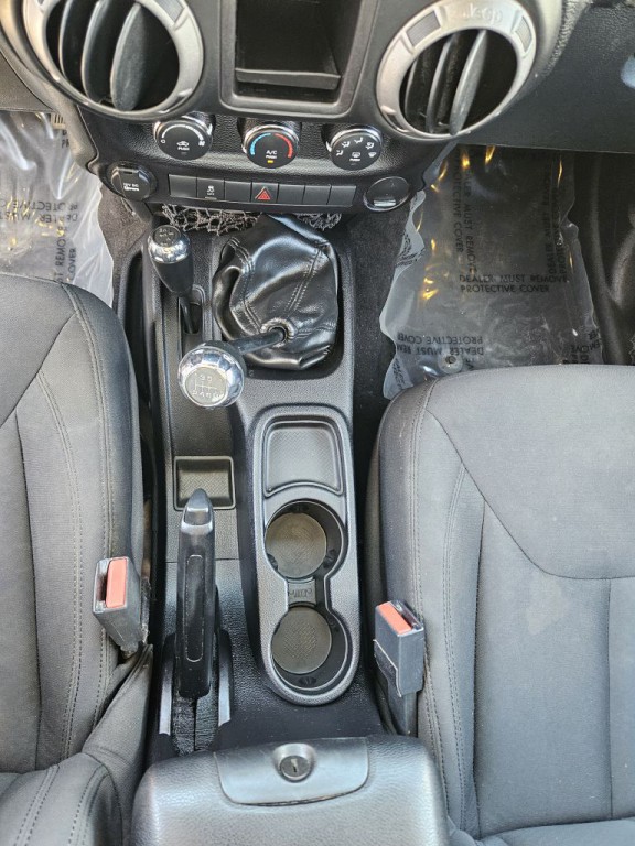 2016 Jeep Wrangler Unlimited Image 13