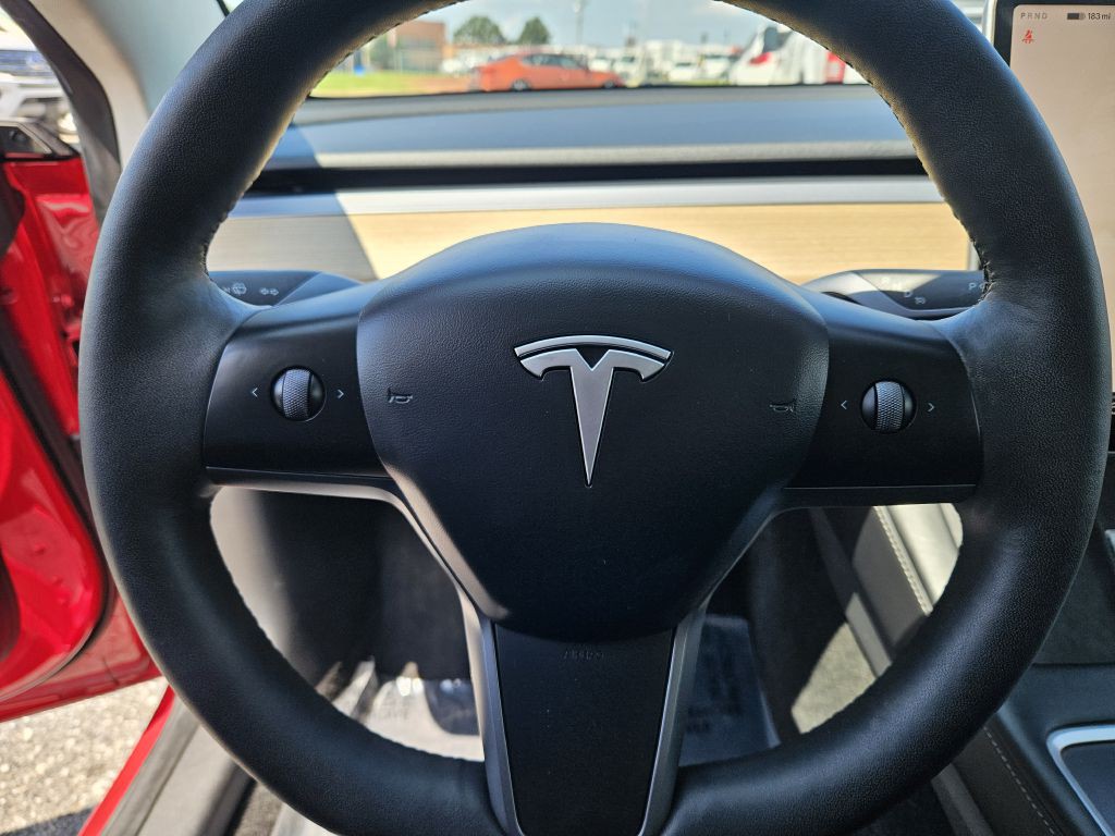2023 Tesla Model 3 Image 10