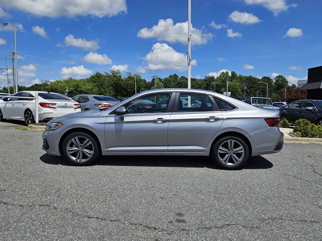 2024 Volkswagen Jetta Image 2