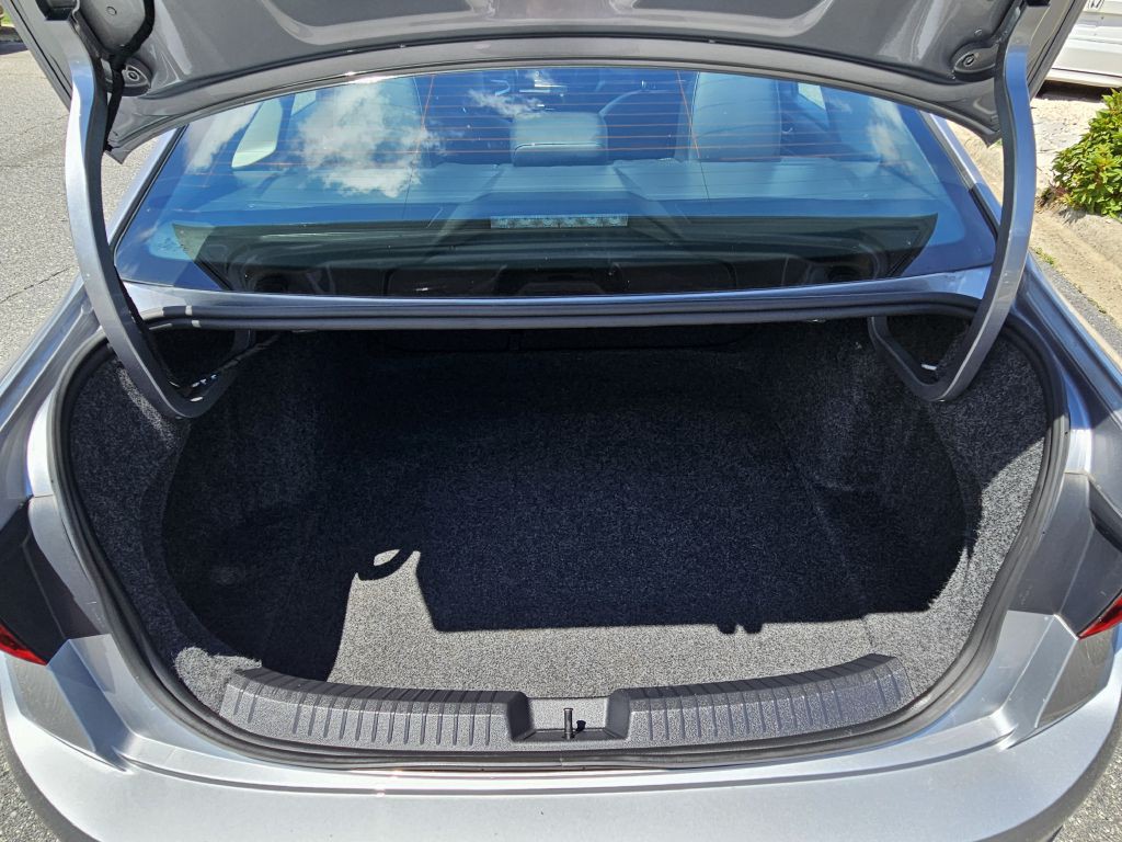 2024 Volkswagen Jetta Image 17