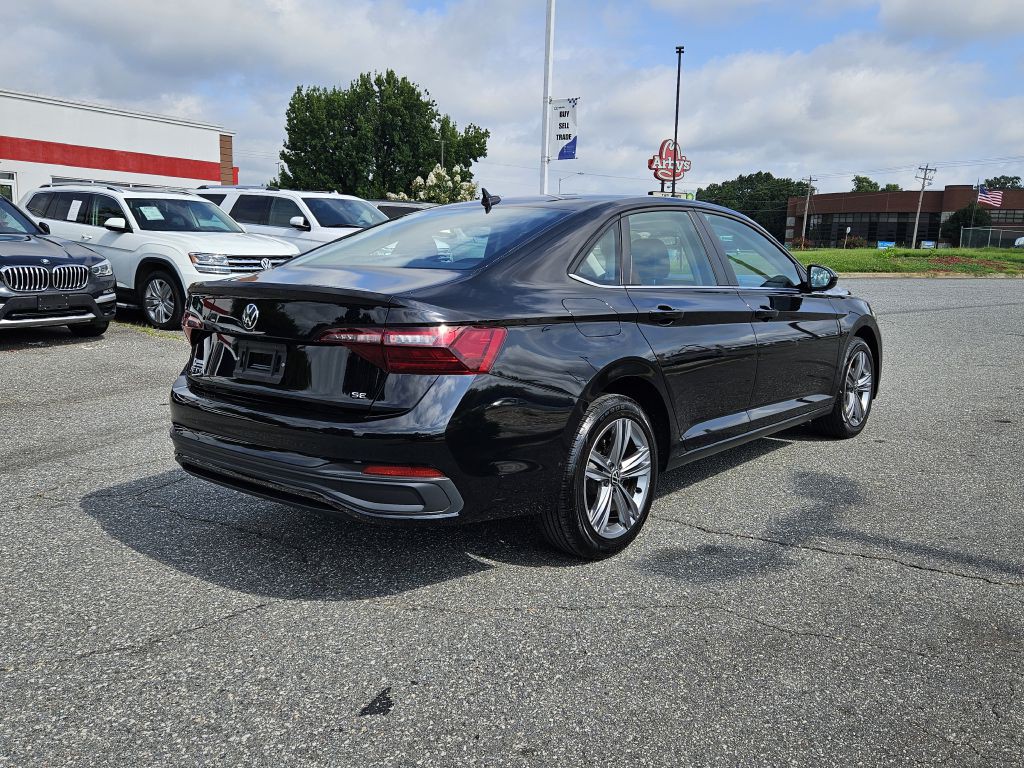2024 Volkswagen Jetta Image 5