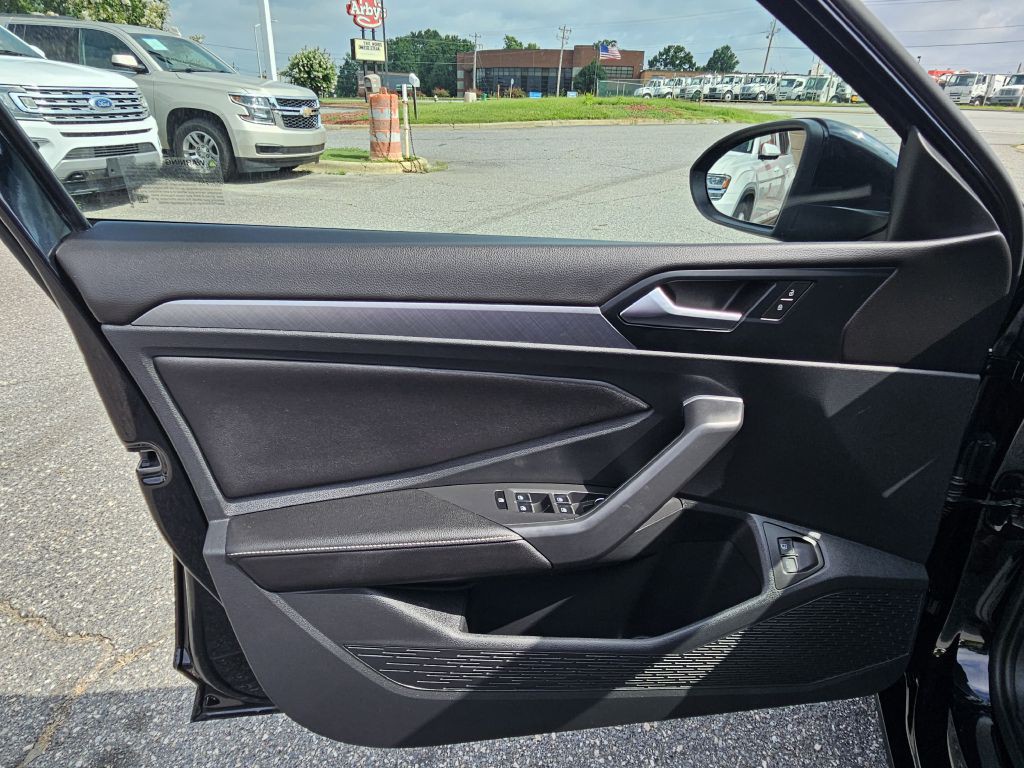 2024 Volkswagen Jetta Image 11