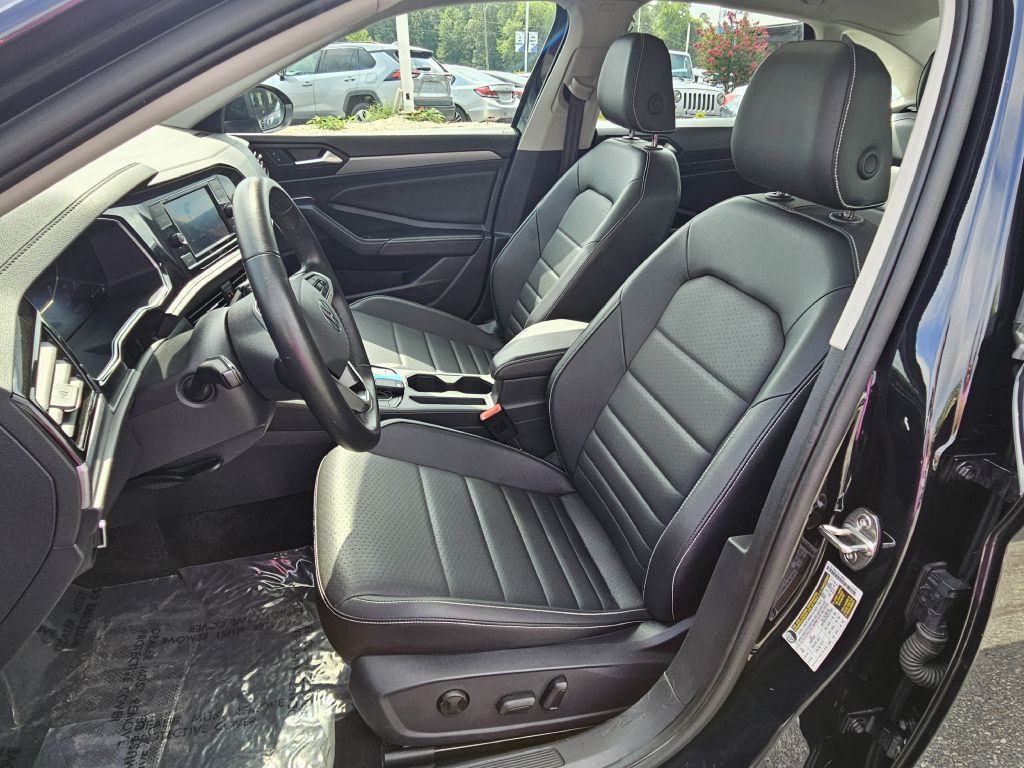 2024 Volkswagen Jetta Image 18