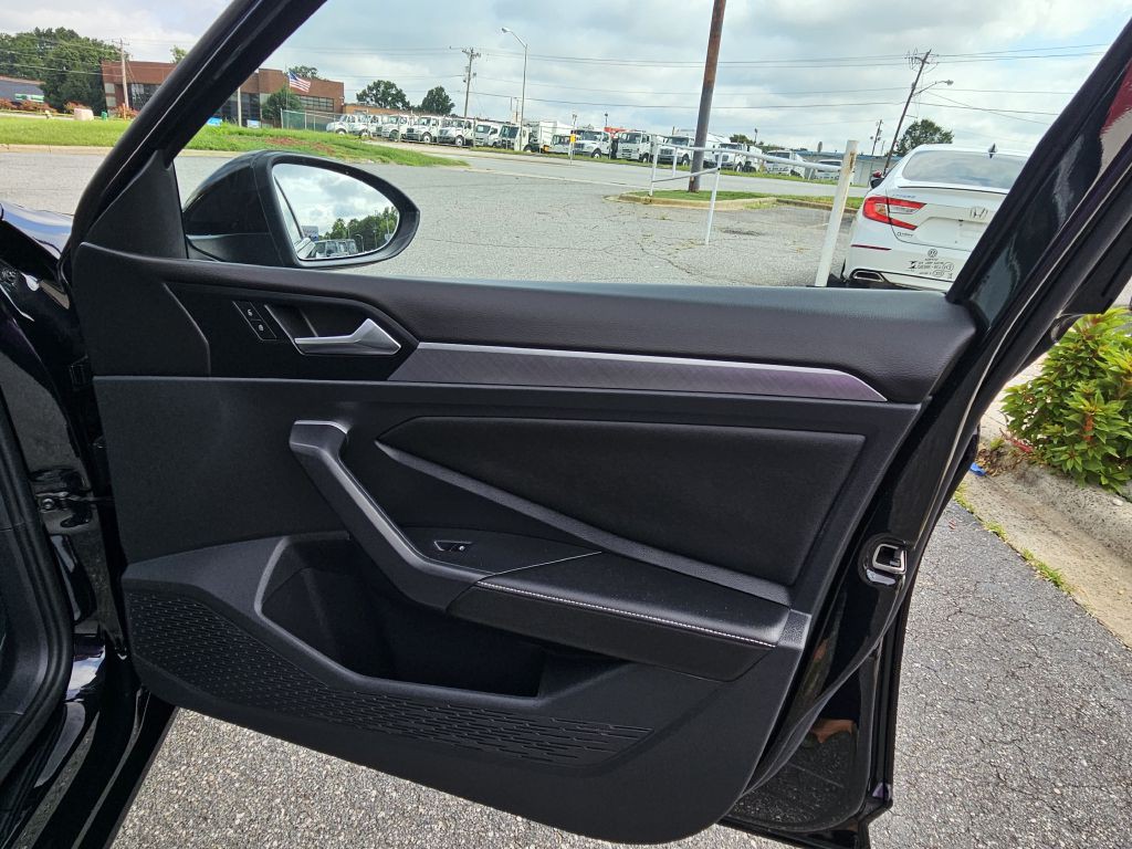 2024 Volkswagen Jetta Image 24