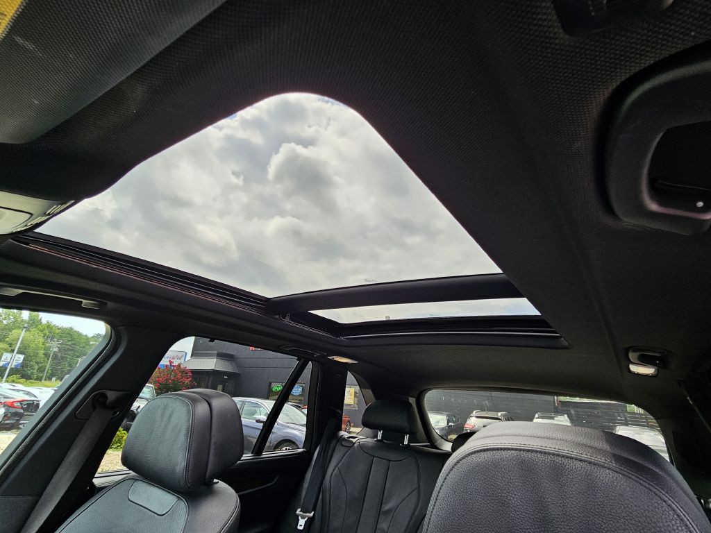 2017 BMW X5 Image 13