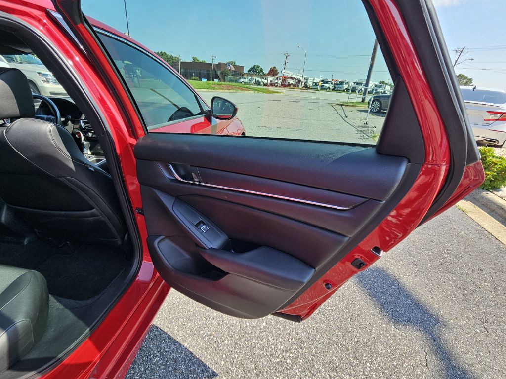 2019 Honda Accord Image 20