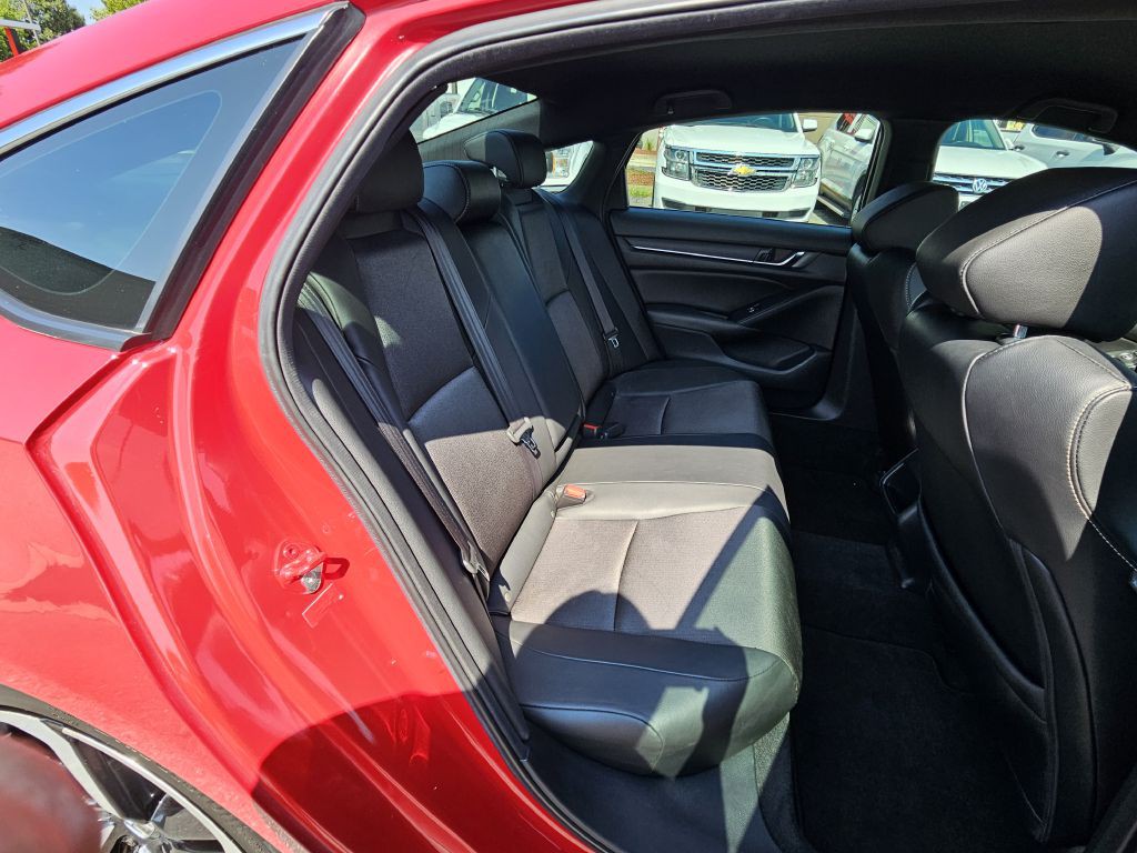 2019 Honda Accord Image 21