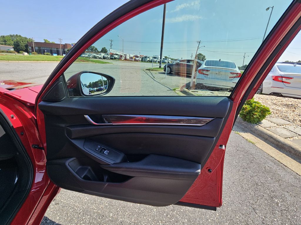 2019 Honda Accord Image 22
