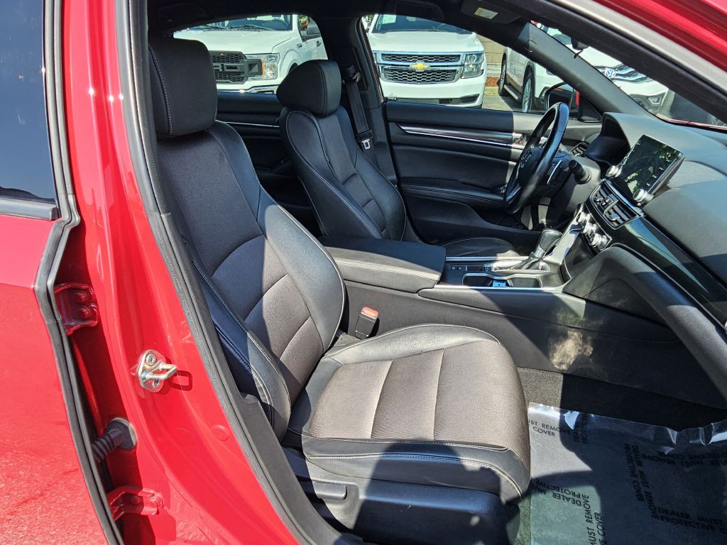 2019 Honda Accord Image 23