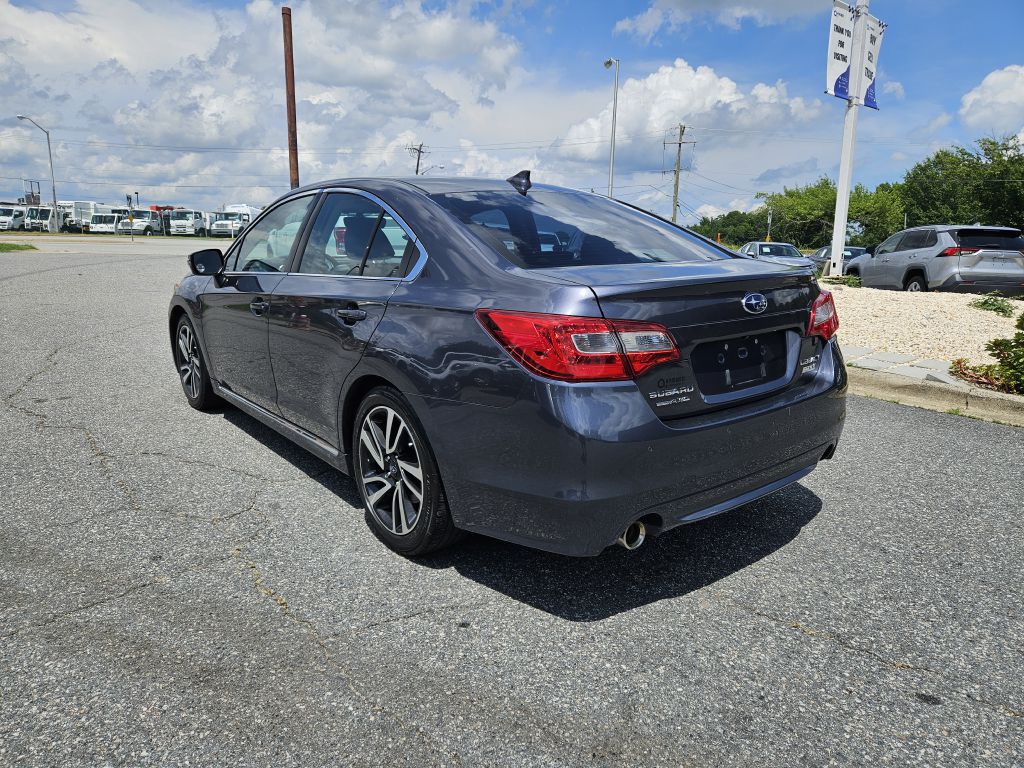 2017 Subaru Legacy Image 3