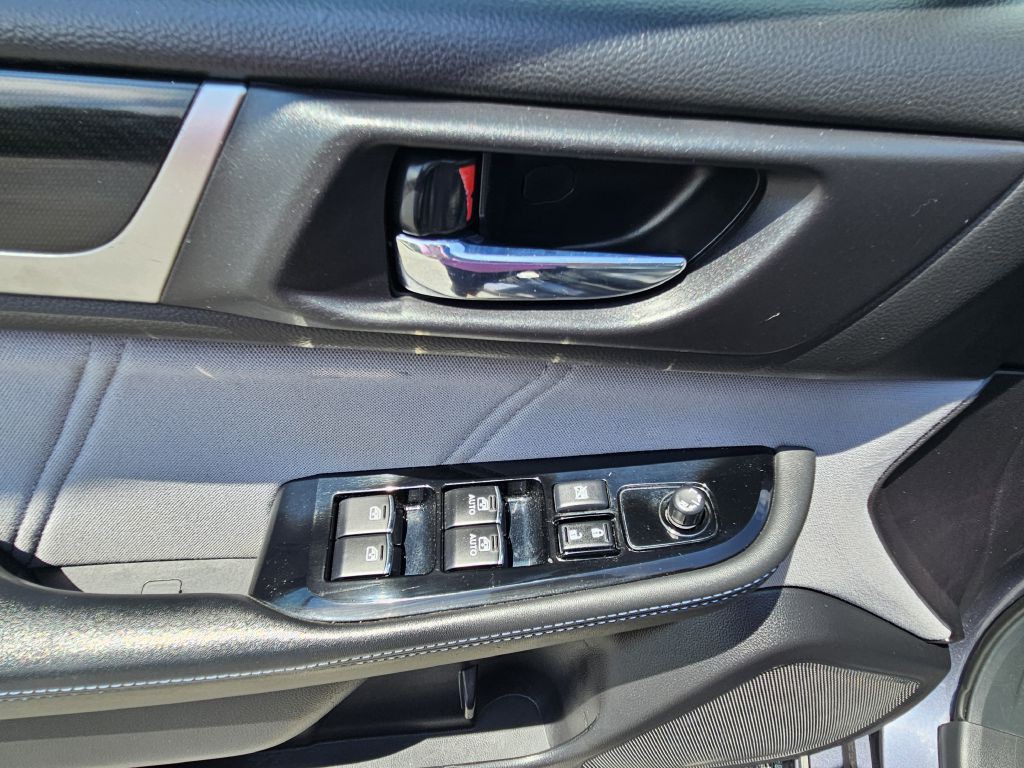 2017 Subaru Legacy Image 10