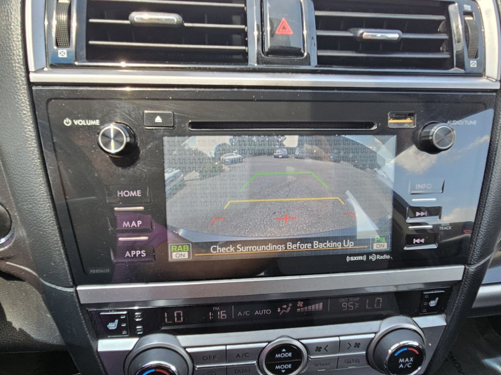 2017 Subaru Legacy Image 18