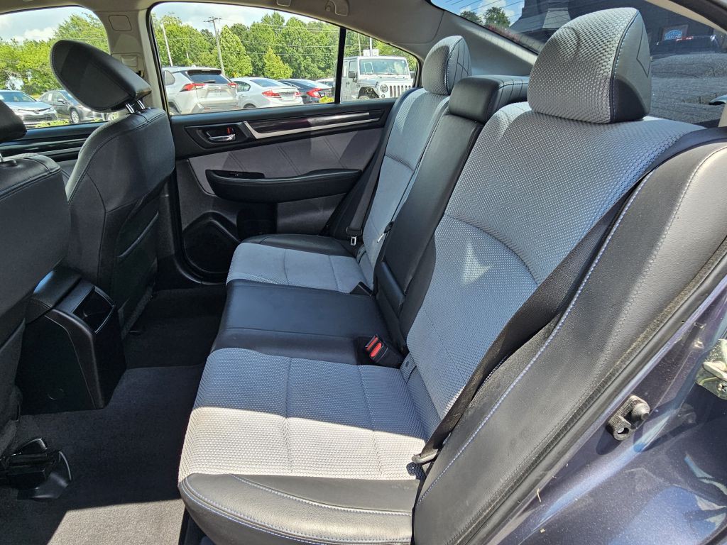 2017 Subaru Legacy Image 21