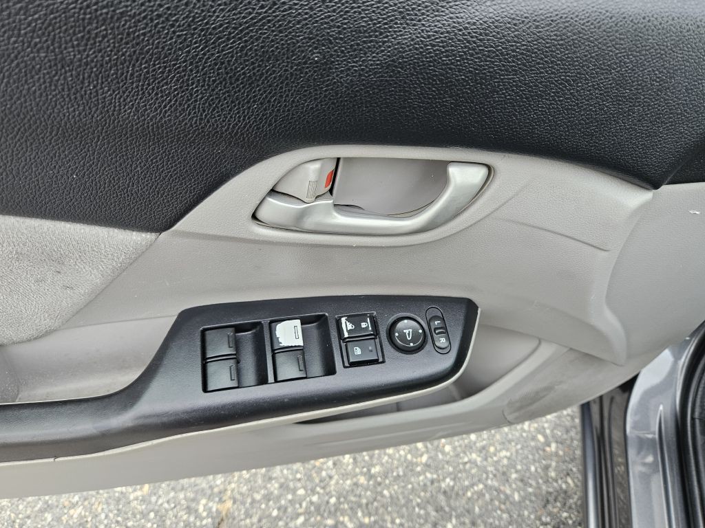 2013 Honda Civic Image 9