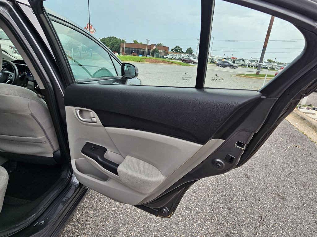 2013 Honda Civic Image 18