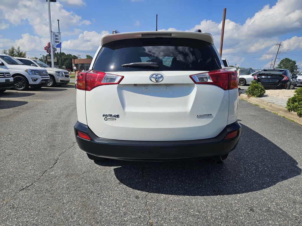 2015 Toyota Rav4 Image 4