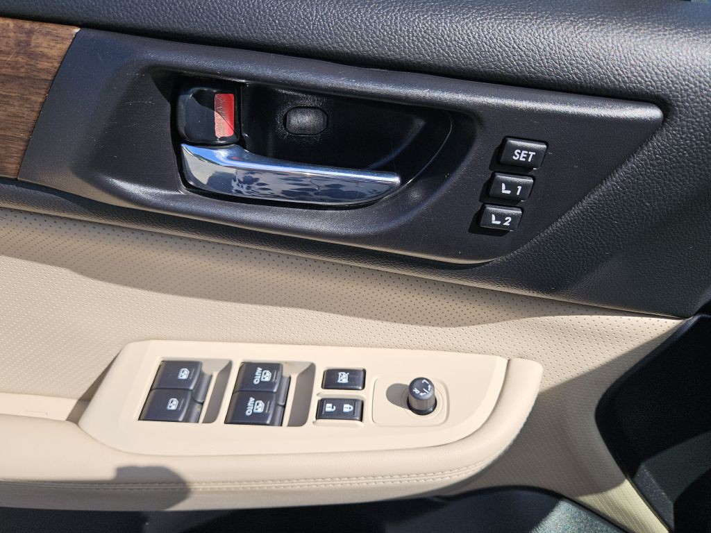 2016 Subaru Outback Image 9