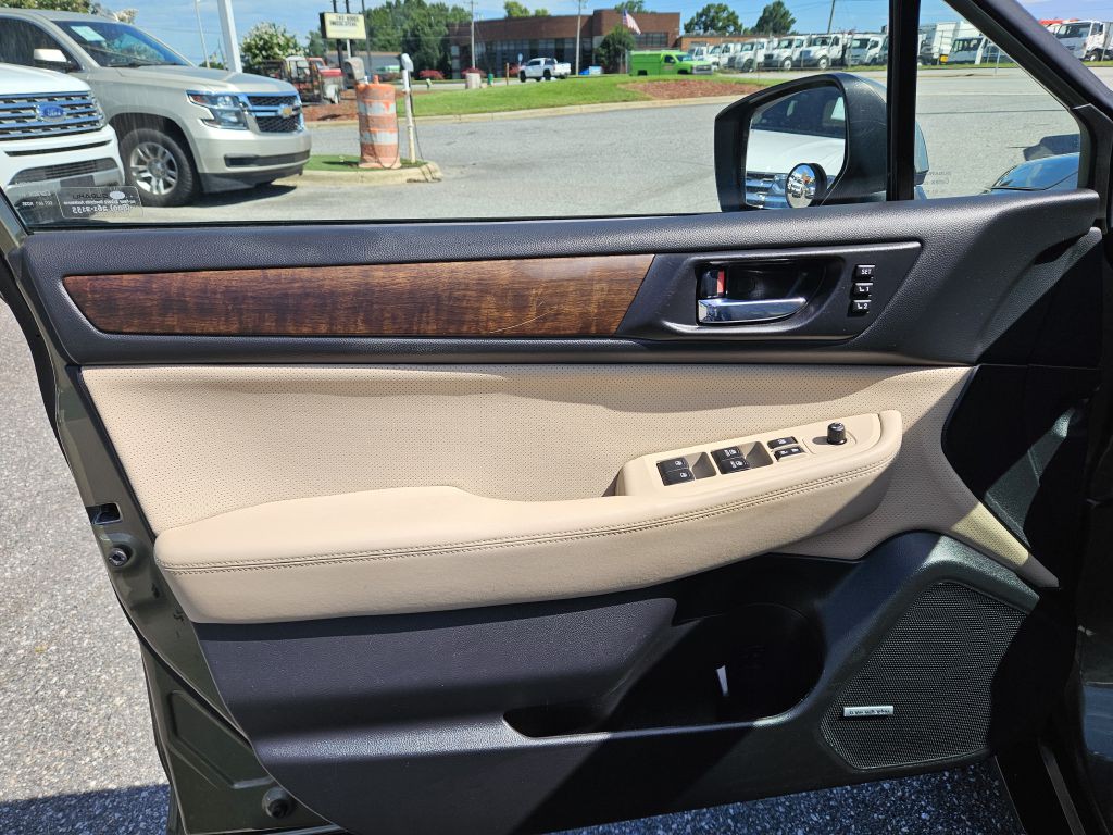 2016 Subaru Outback Image 10