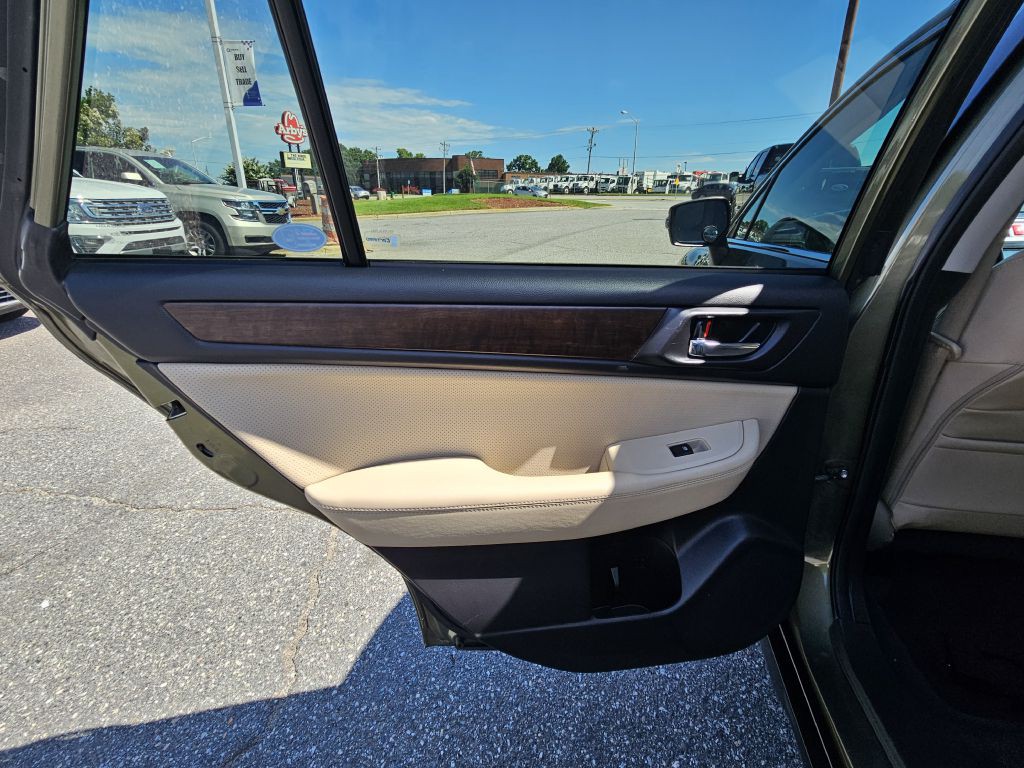 2016 Subaru Outback Image 19