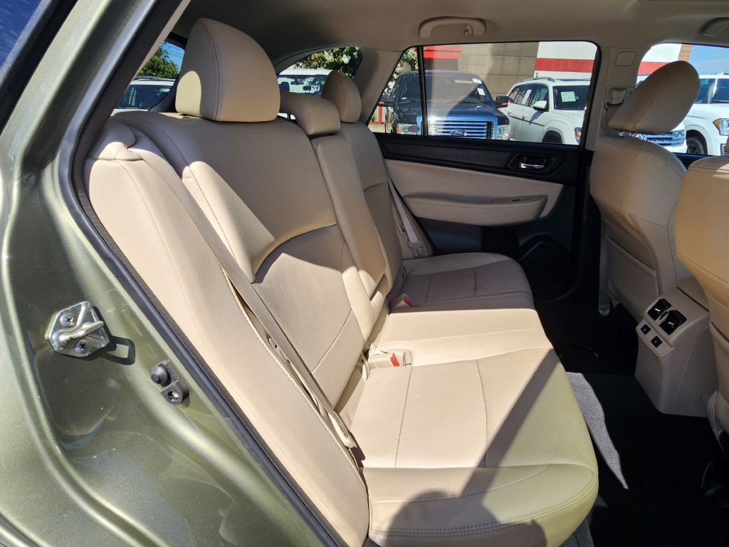 2016 Subaru Outback Image 24
