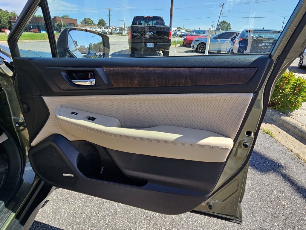 2016 Subaru Outback Image 25