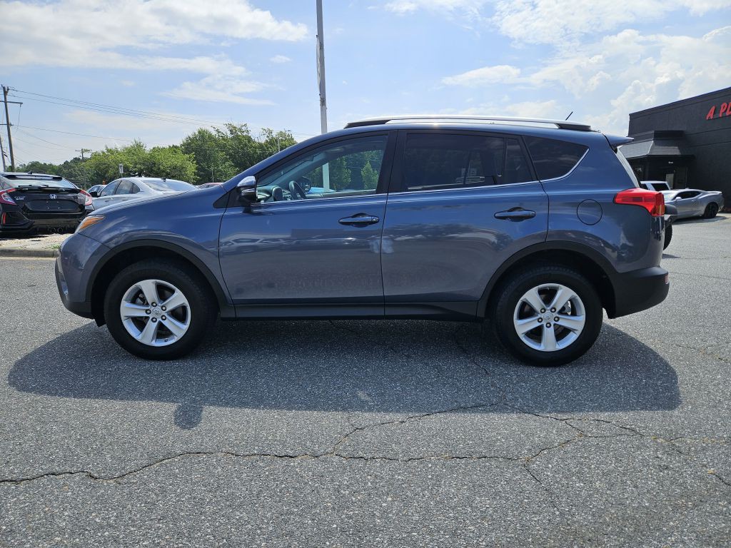 2014 Toyota Rav4 Image 2
