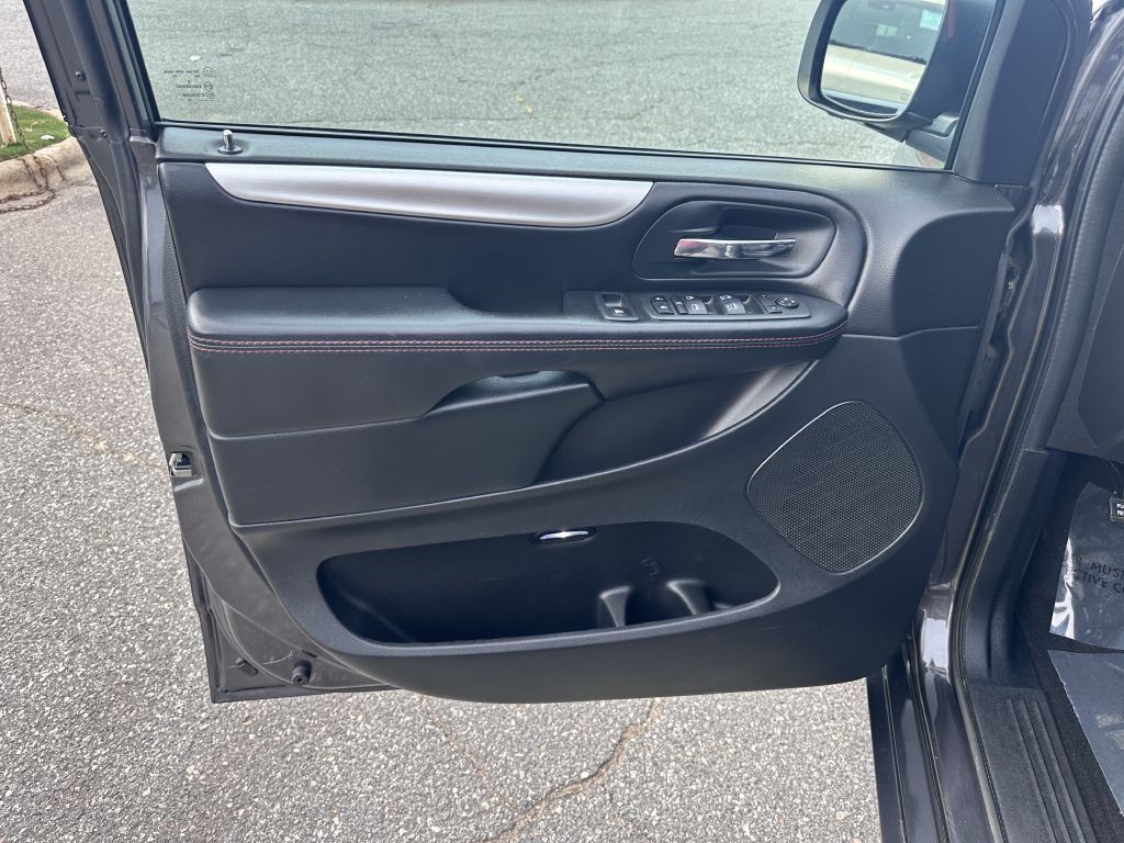 2020 Dodge Grand Caravan Image 9