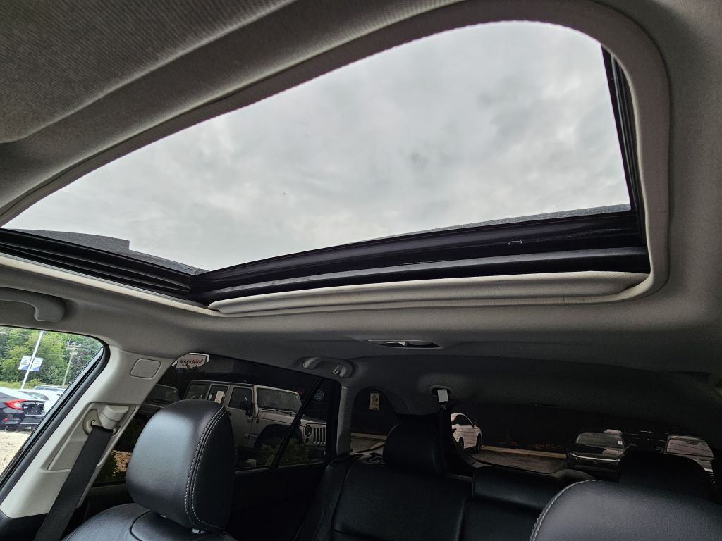 2017 Subaru Outback Image 17