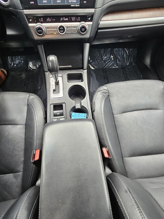 2017 Subaru Outback Image 18