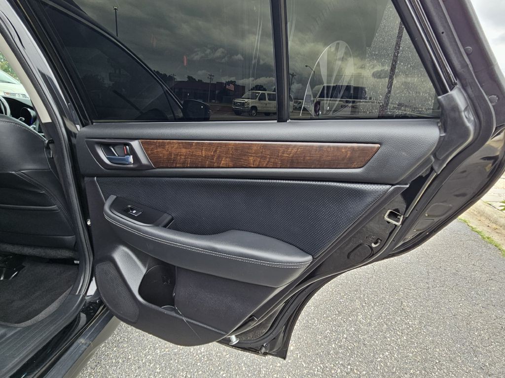 2017 Subaru Outback Image 24