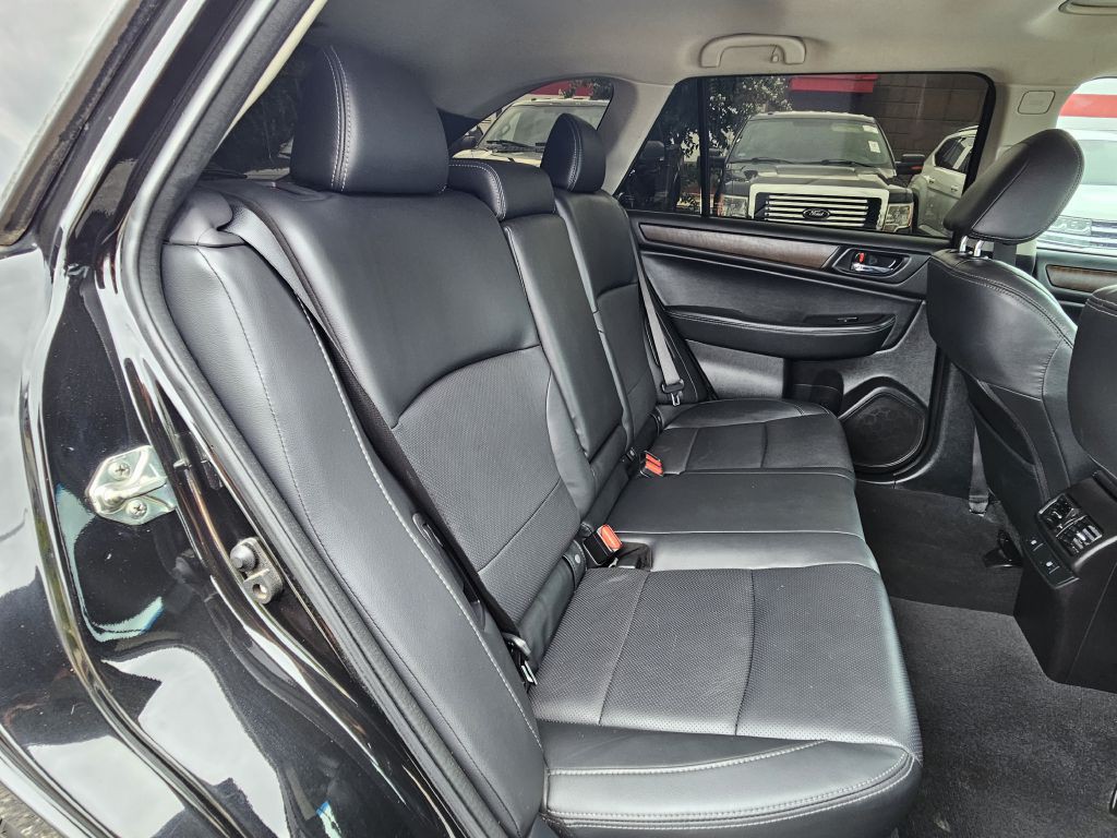 2017 Subaru Outback Image 25