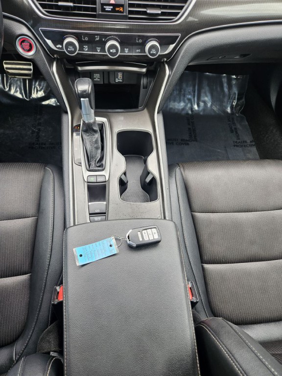 2019 Honda Accord Image 15