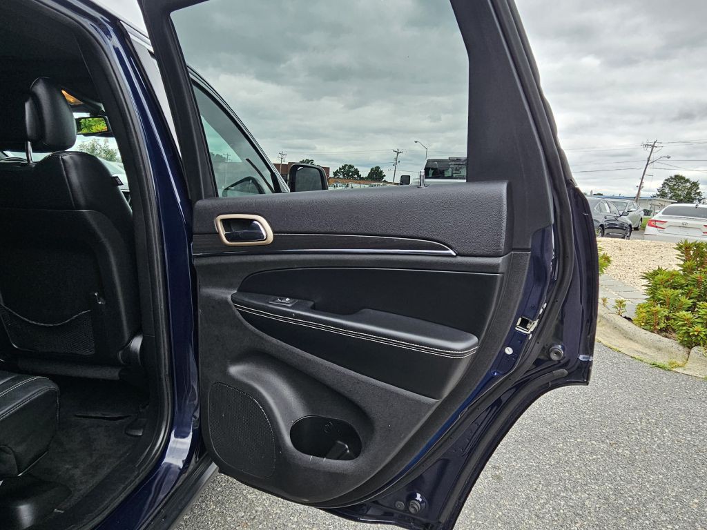 2015 Jeep Grand Cherokee Image 21