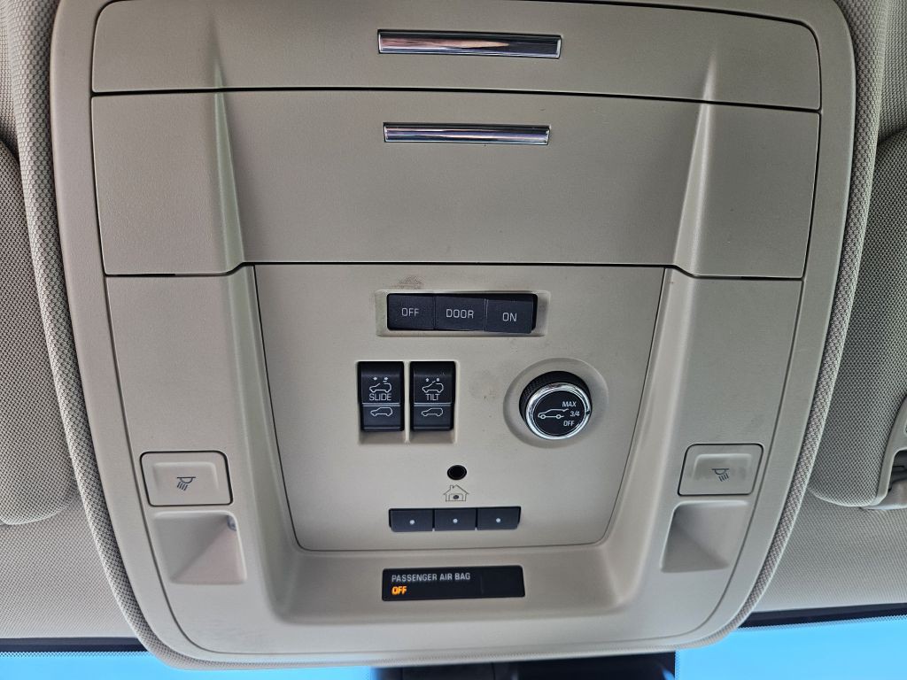 2018 Chevrolet Tahoe Image 19