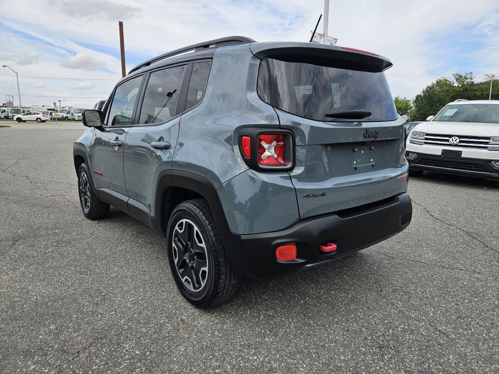 2016 Jeep Renegade Image 3