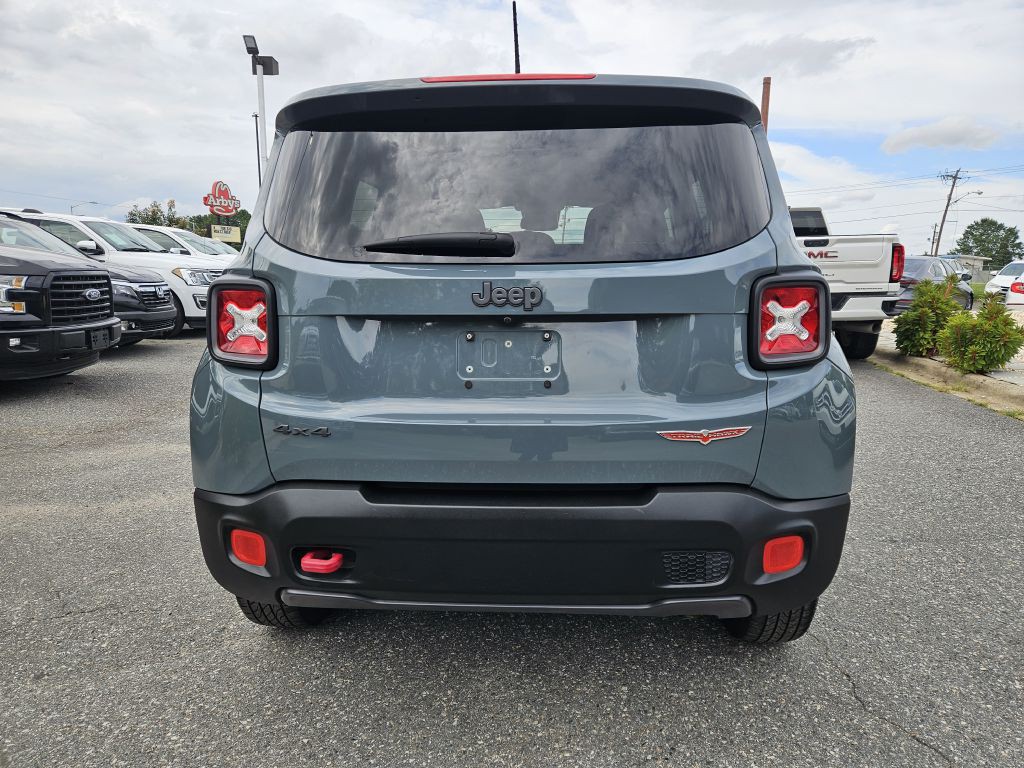 2016 Jeep Renegade Image 4