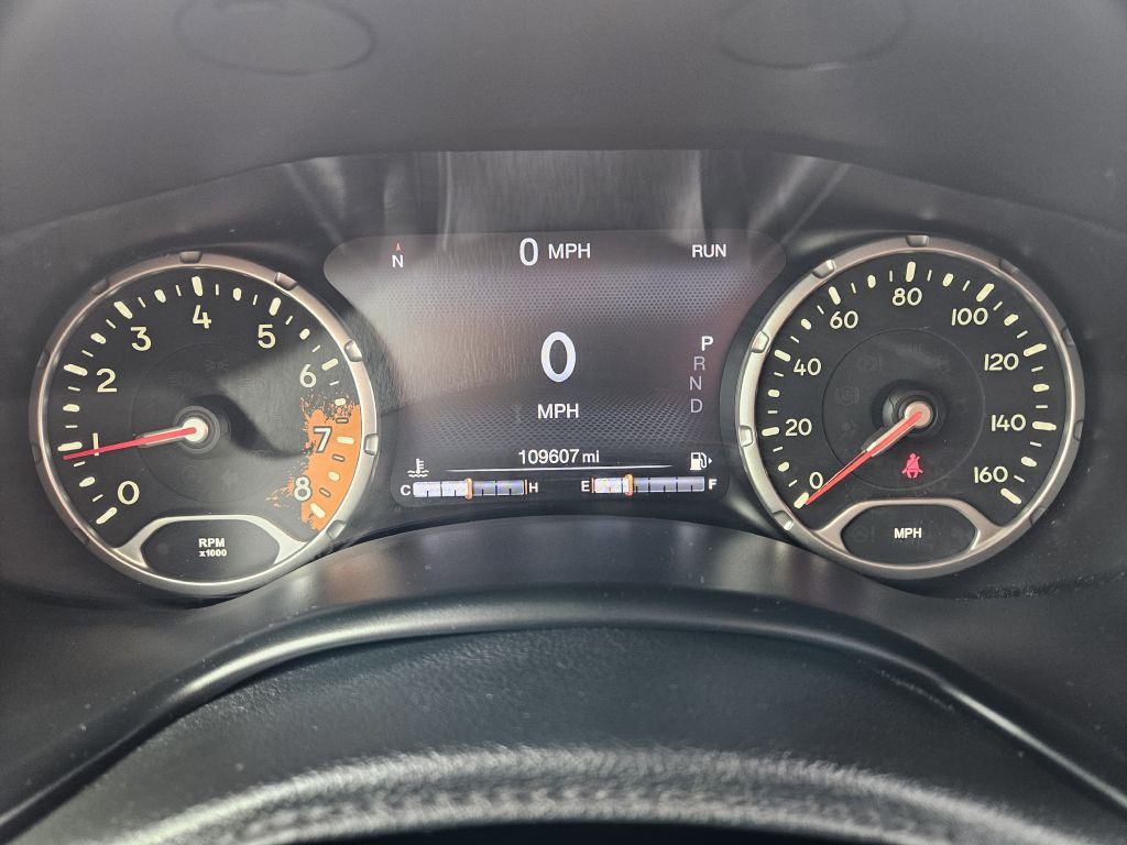 2016 Jeep Renegade Image 13