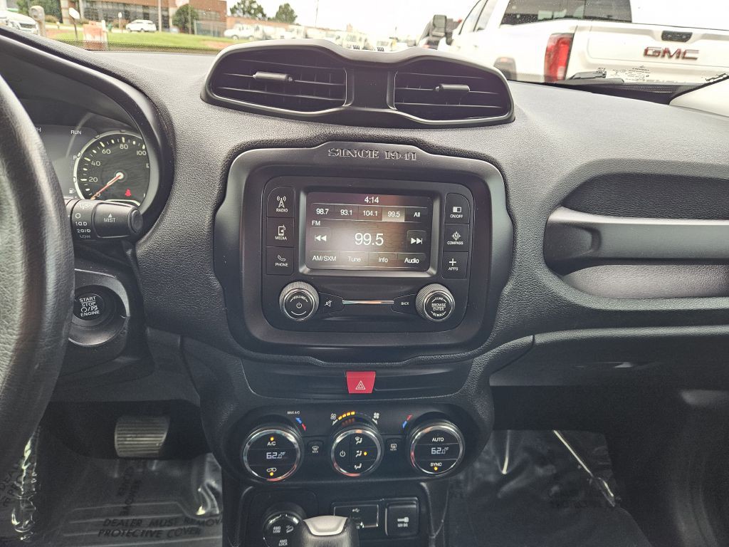 2016 Jeep Renegade Image 14