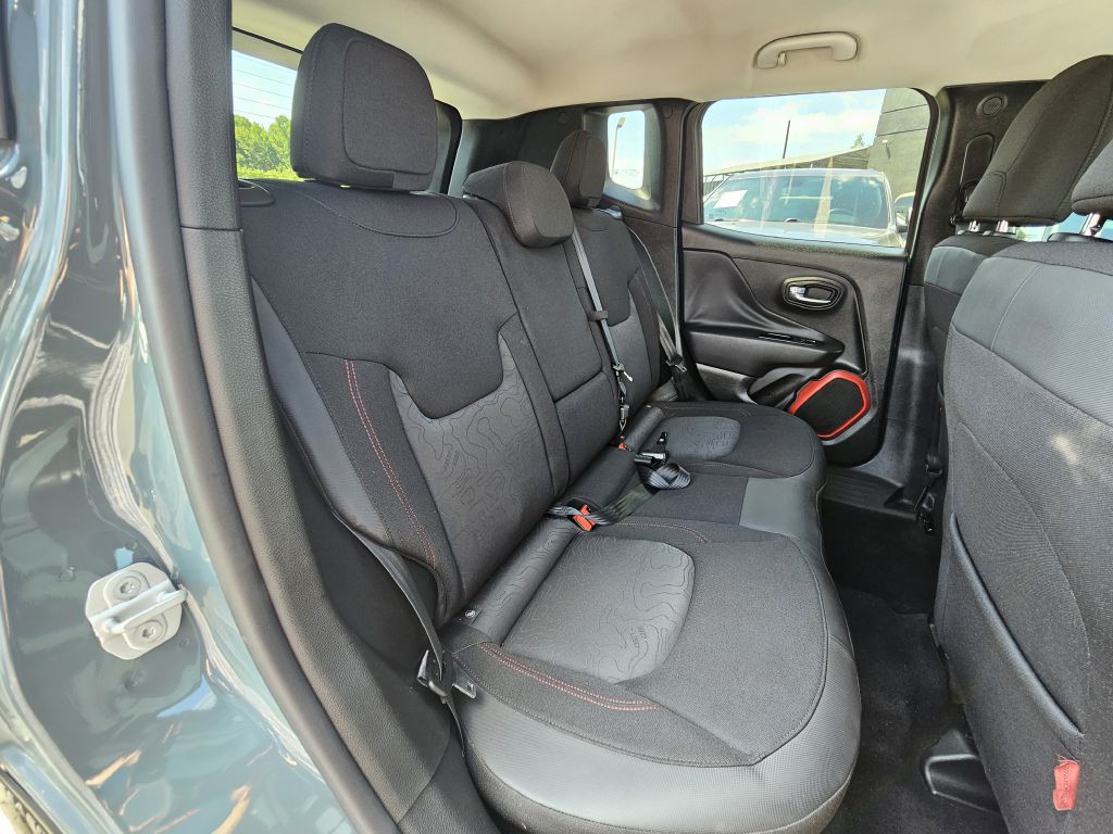 2016 Jeep Renegade Image 22