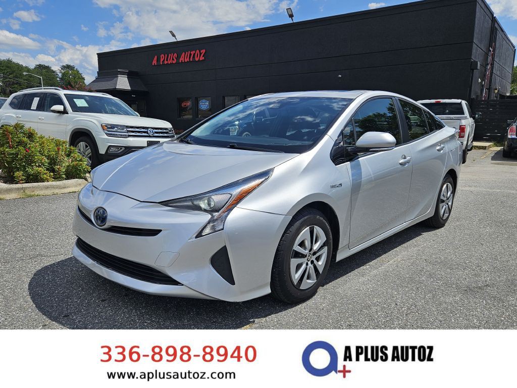2016 Toyota Prius Image 1