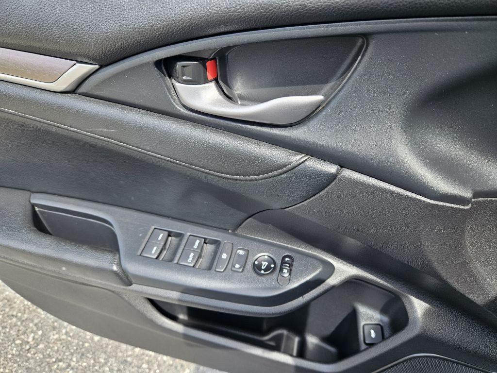 2016 Honda Civic Image 10